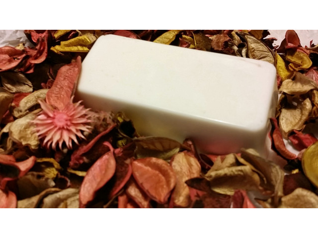 White Unscented Molded Bar